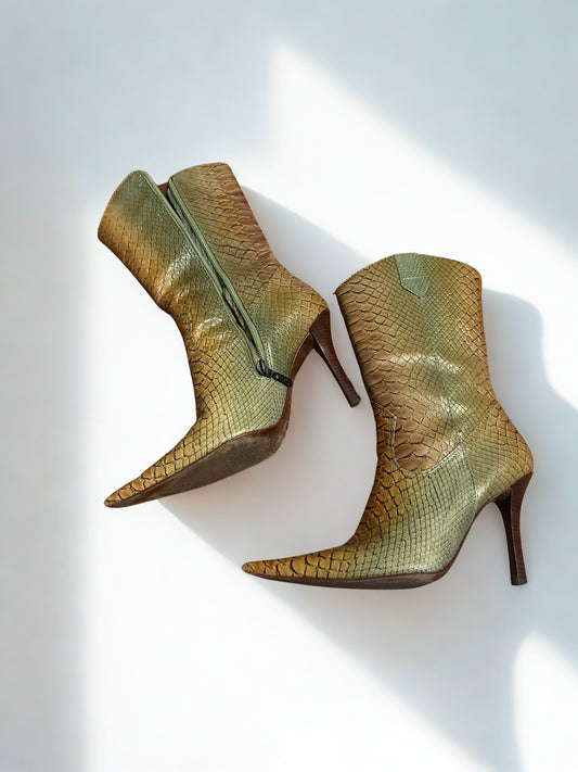 Vintage pattern boots