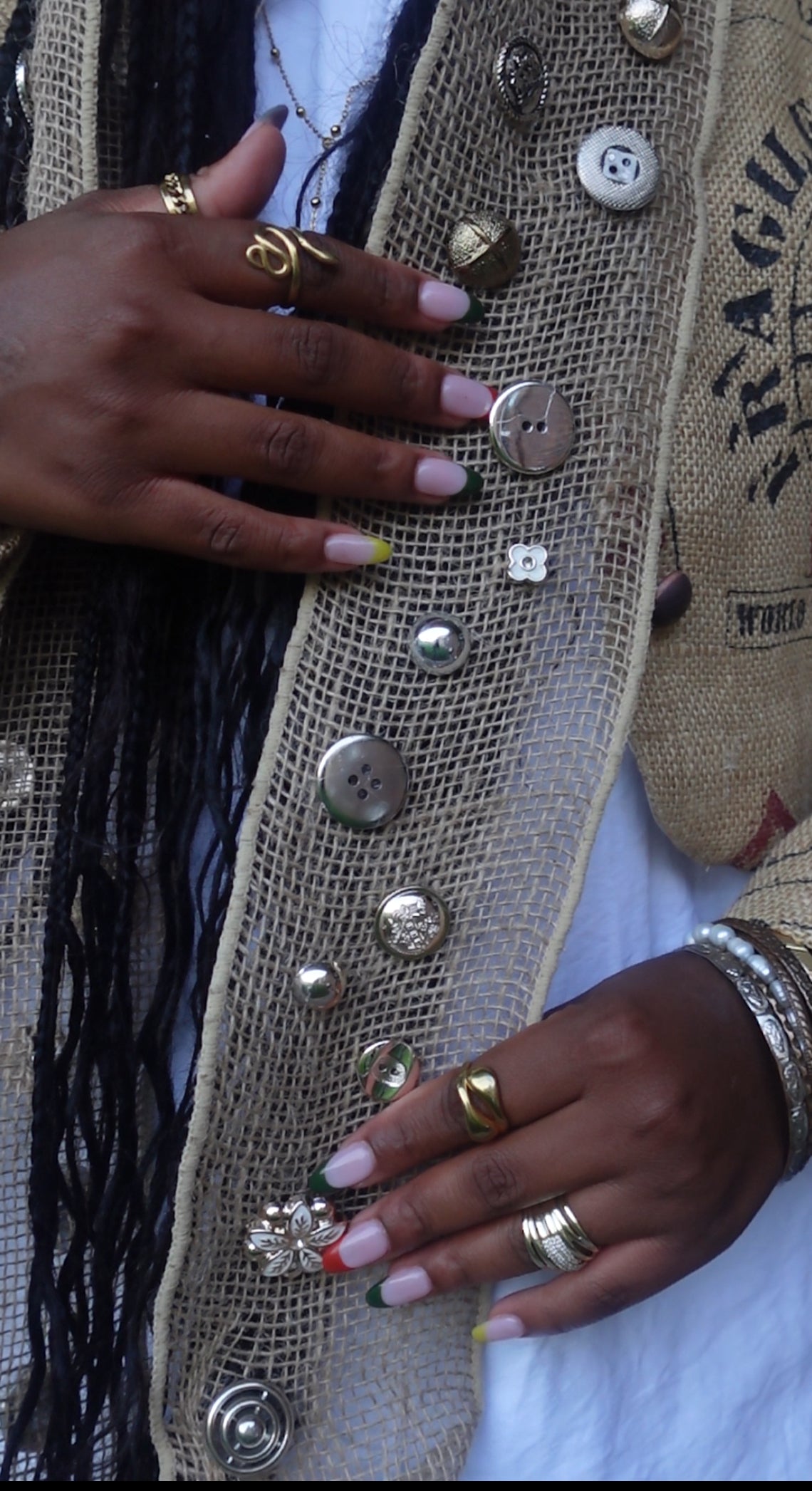 Vintage Button Scraf