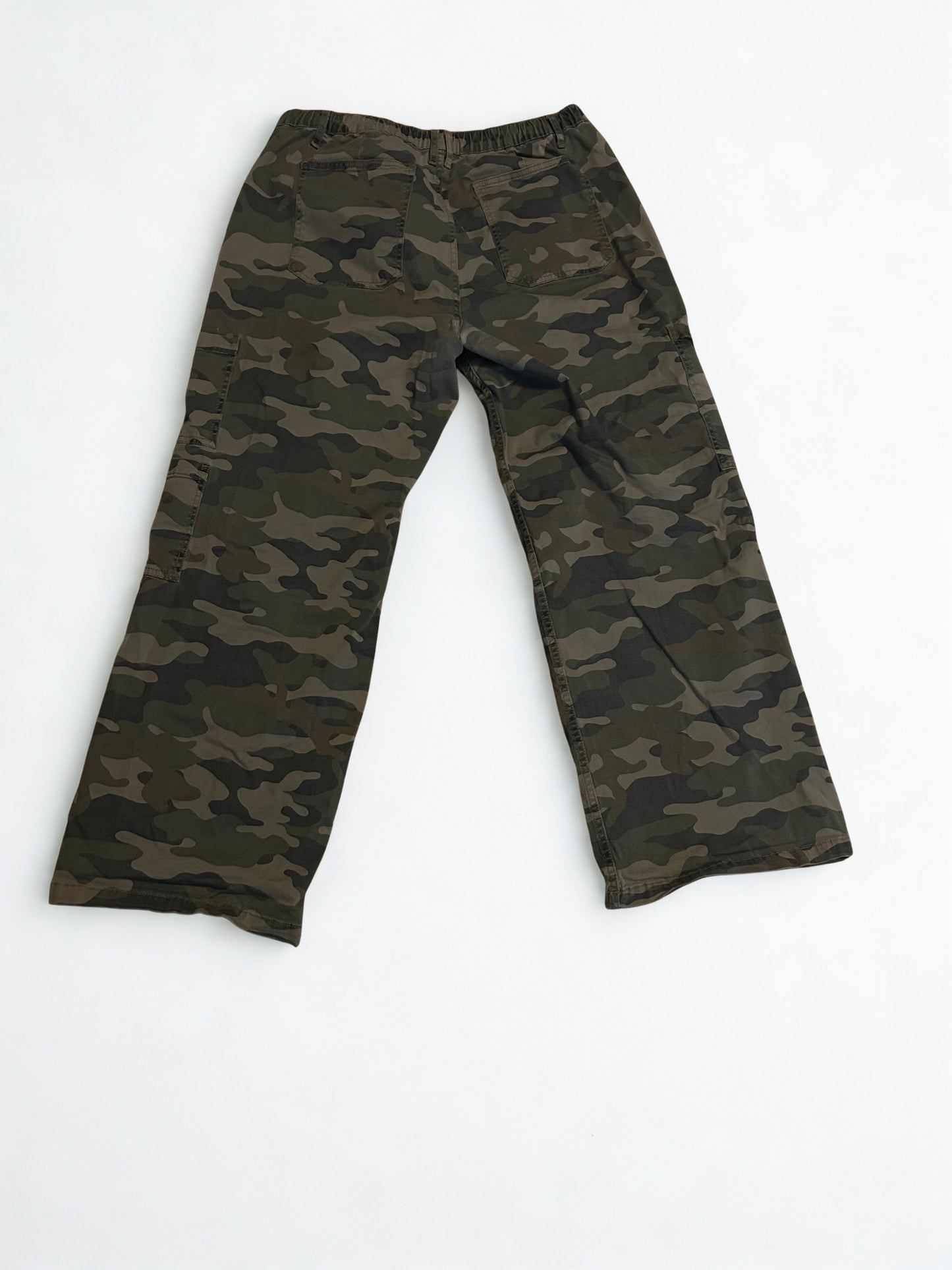 Camo pants